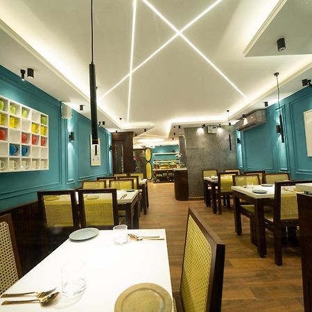Treebo Trend Time Square Marine Drive Hotel Kochi Exterior photo
